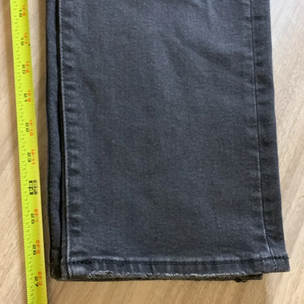 Levi's Black Straight Leg Women's Jeans - Picture 11 of 13